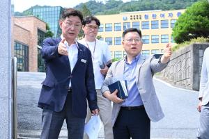 학교주변 통학로 안전 개선을 위한 현장 방문:13번째 이미지