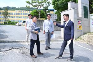 학교주변 통학로 안전 개선을 위한 현장 방문:15번째 이미지