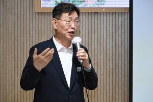 에밀리아 교수 초청 세미나(대사동):3번째 이미지