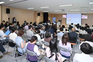에밀리아 교수 초청 세미나(대사동):7번째 이미지