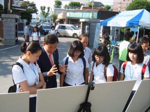 대전여자중학교 헌옷수거의 날 및 기후변화 사진전 개최