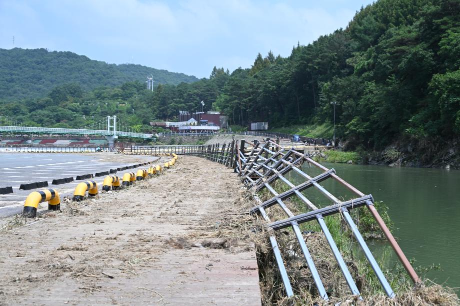 장마철 폭우피해 현장(뿌리공원)